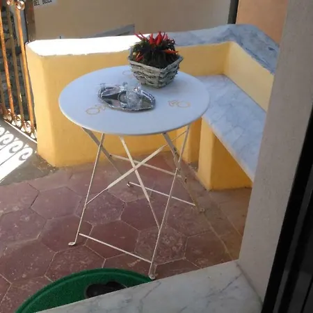 Guest house La Stanzetta Viola *