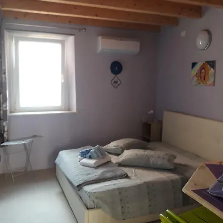 La Stanzetta Viola Guest house Fezzano (Liguria)